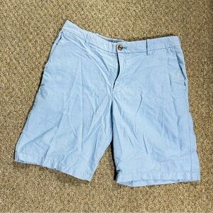 Izod men’s shorts